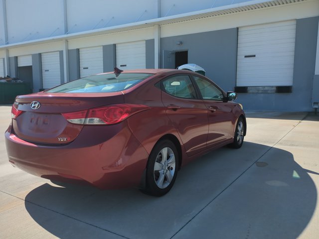 Used 2013 Hyundai Elantra GLS w/ Preferred Pkg FWD image 5