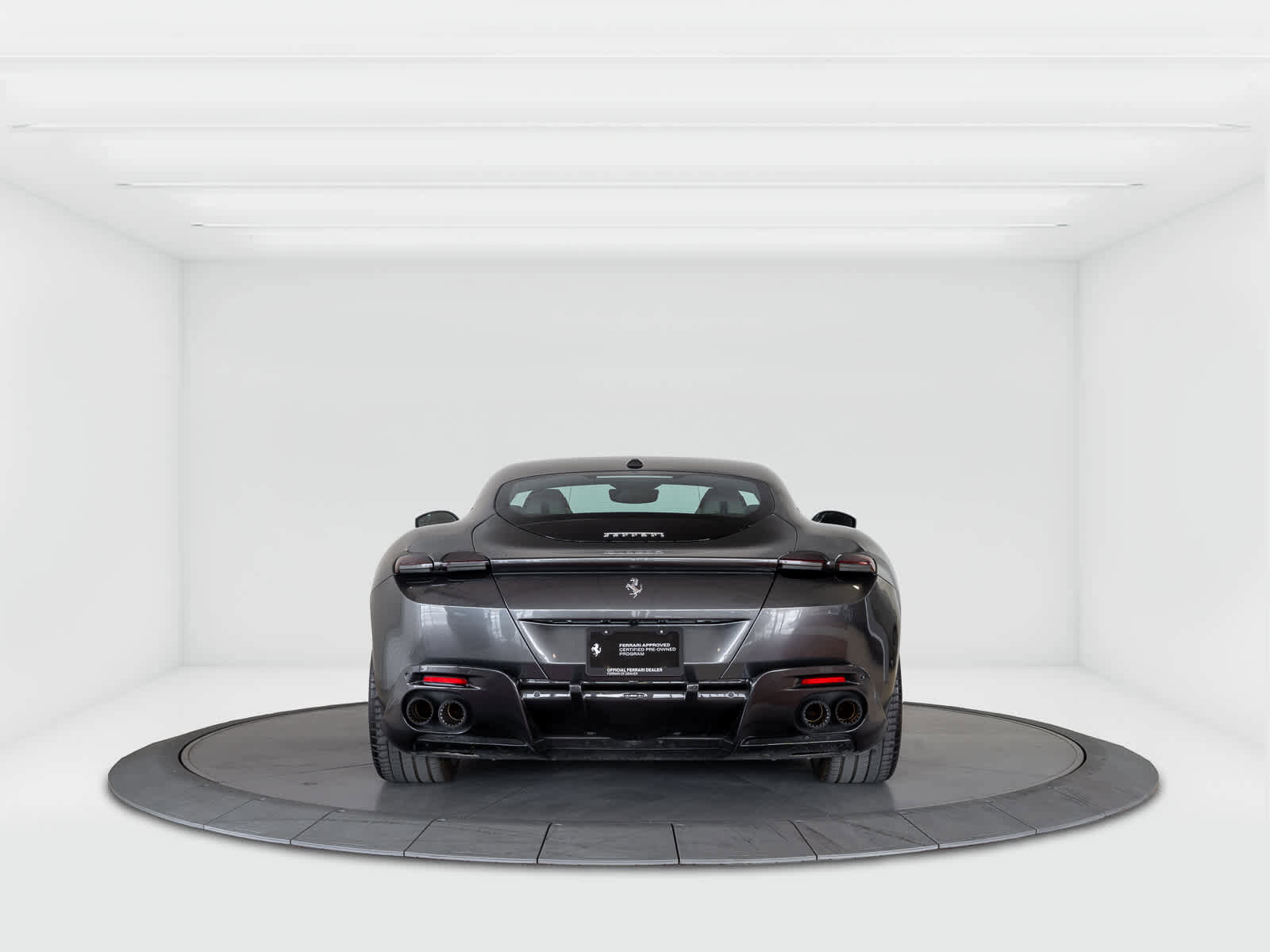 Certified 2021 Ferrari Roma RWD image 4