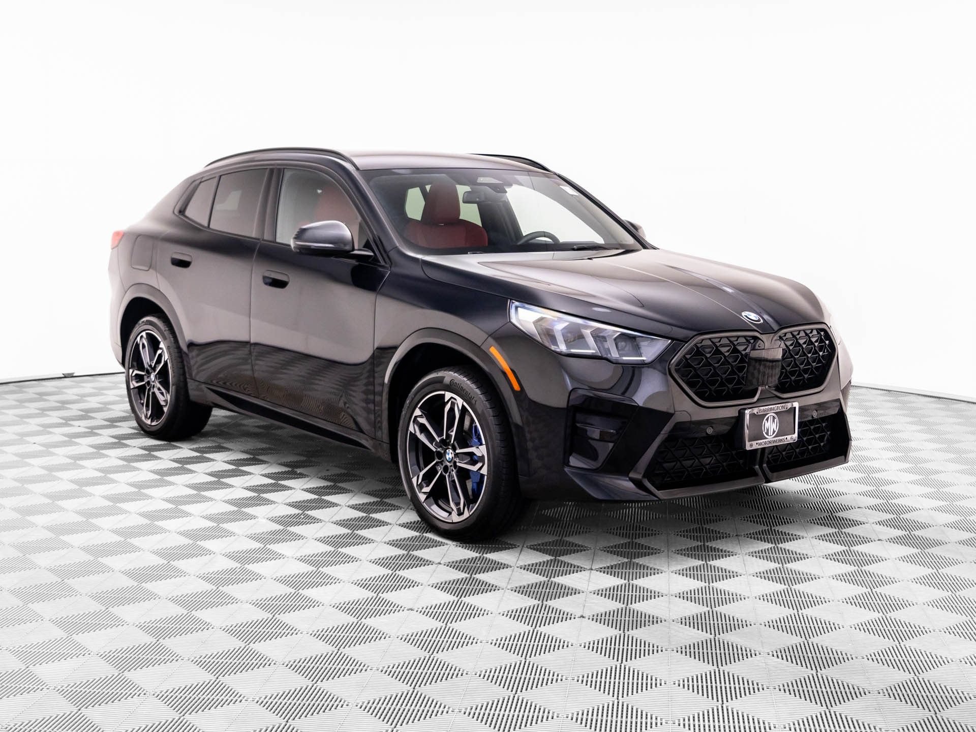 Certified 2025 BMW X2 xDrive28i w/ Premium Package AWD/4WD image 7
