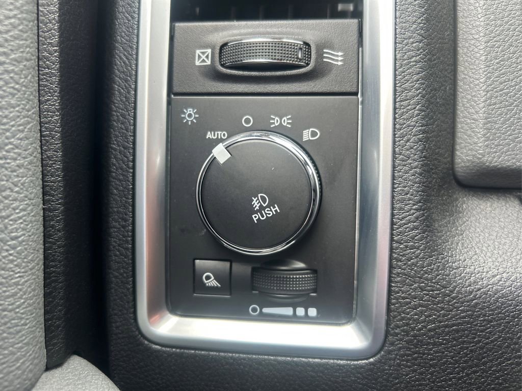 Used 2015 RAM 1500 Outdoorsman AWD/4WD image 15
