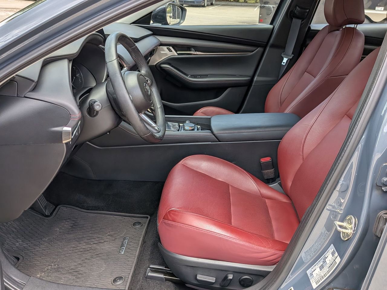 Used 2023 MAZDA MAZDA3 s FWD image 18