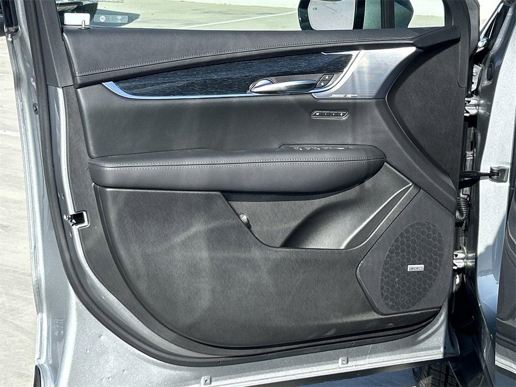 New 2025 Cadillac XT5 Premium Luxury image 19