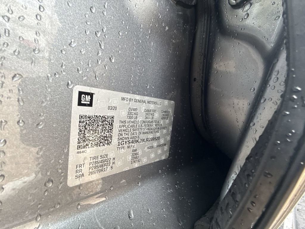 Certified 2020 Cadillac Escalade Luxury w/ Escalade Sport Edition image 34