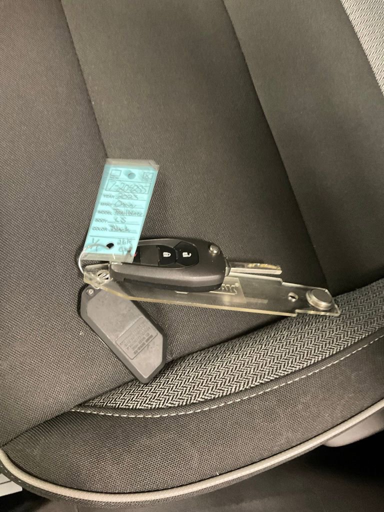 Used 2023 Chevrolet TrailBlazer LS image 23