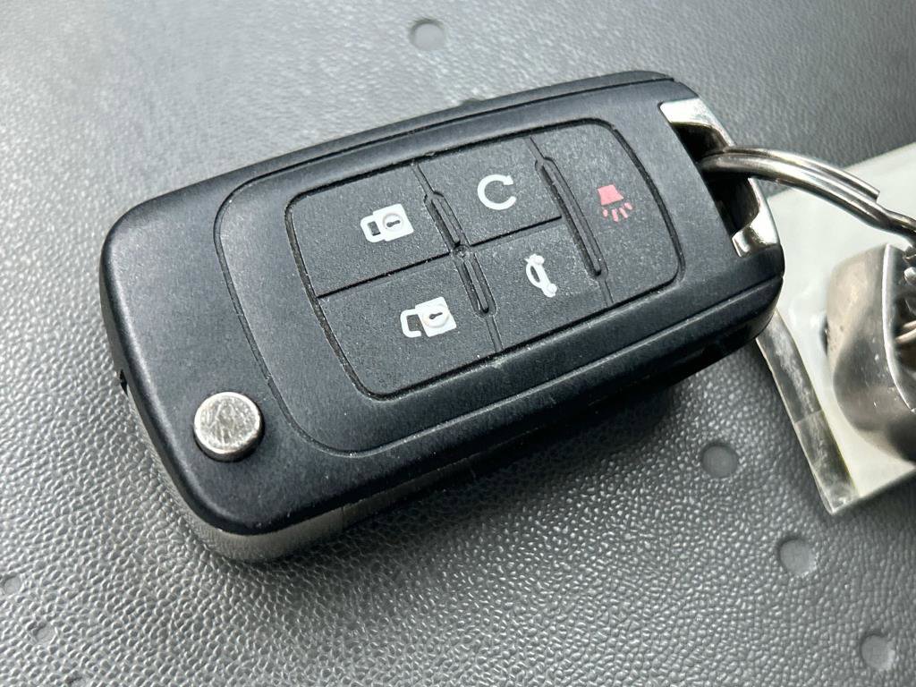 Used 2015 Chevrolet Spark LT image 30