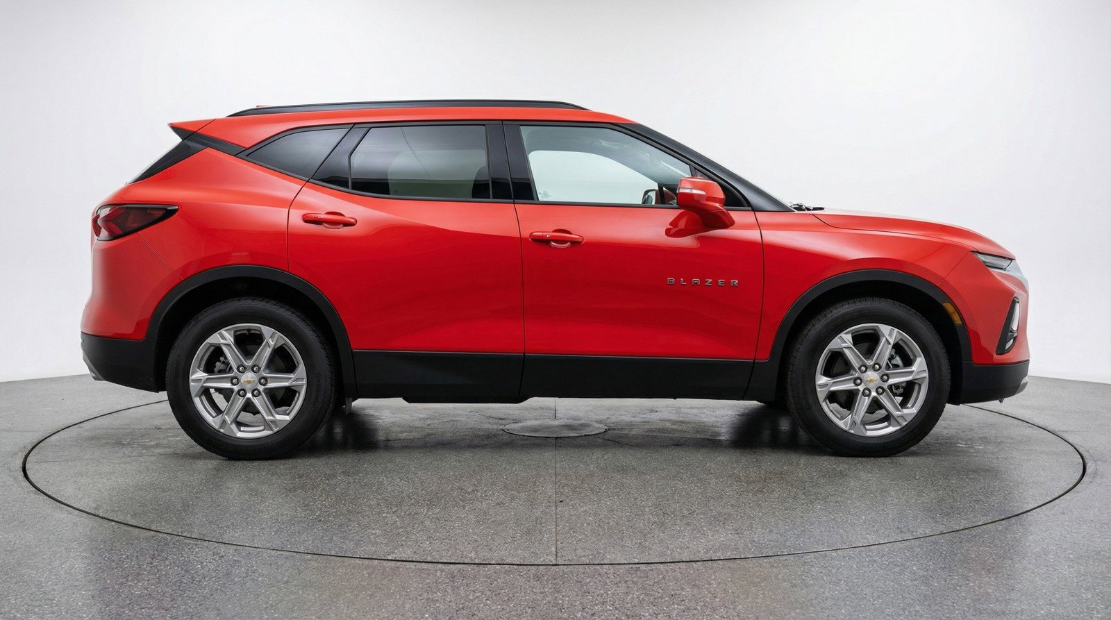 Used 2025 Chevrolet Blazer LT image 11