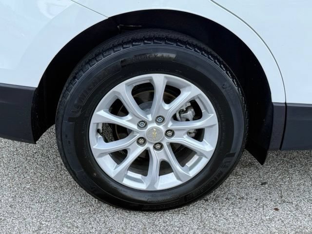 Used 2021 Chevrolet Equinox LS w/ LS Convenience Package FWD image 10