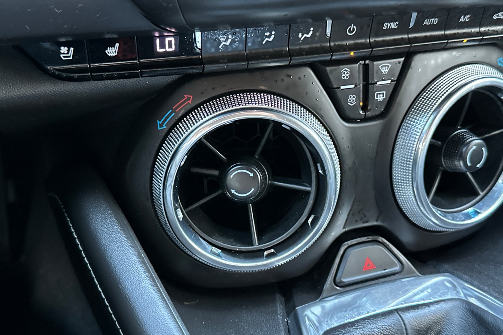 Used 2016 Chevrolet Camaro LT RWD image 28