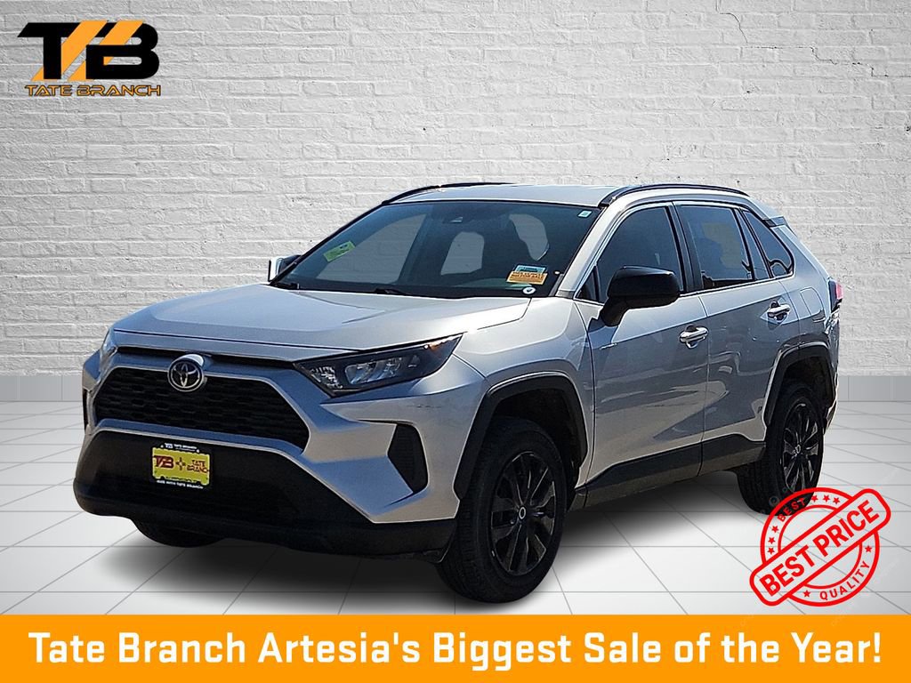 Used 2021 Toyota RAV4 LE AWD/4WD image 1