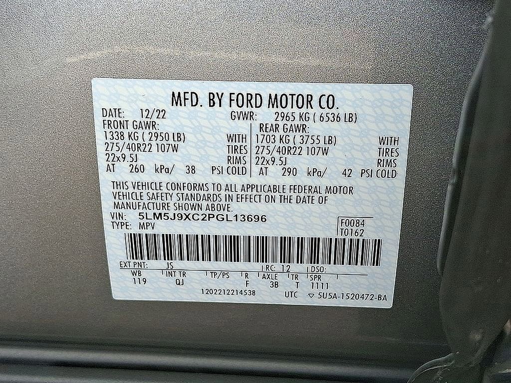 Used 2023 Lincoln Aviator Black Label w/ Dynamic Handling Package AWD/4WD image 28