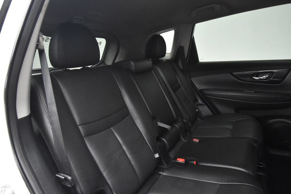 Used 2020 Nissan Rogue SL AWD/4WD image 24