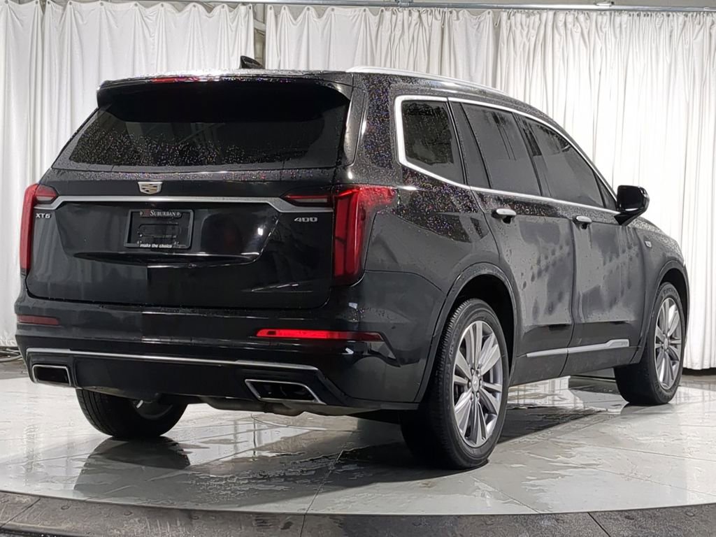 Used 2023 Cadillac XT6 Premium Luxury image 14