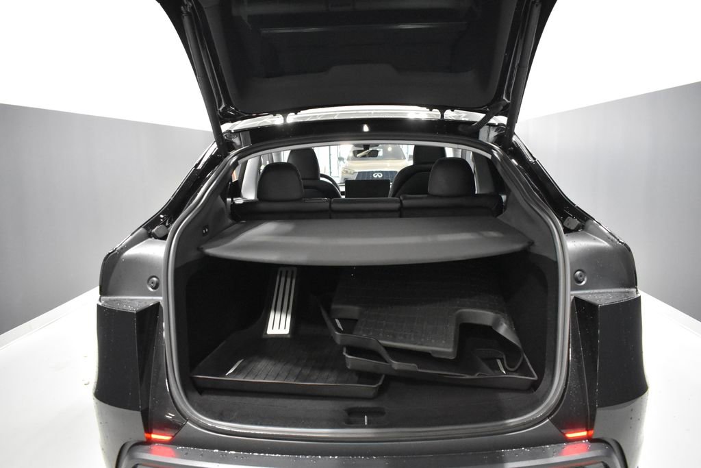 Used 2026 Tesla Model Y Long Range image 33