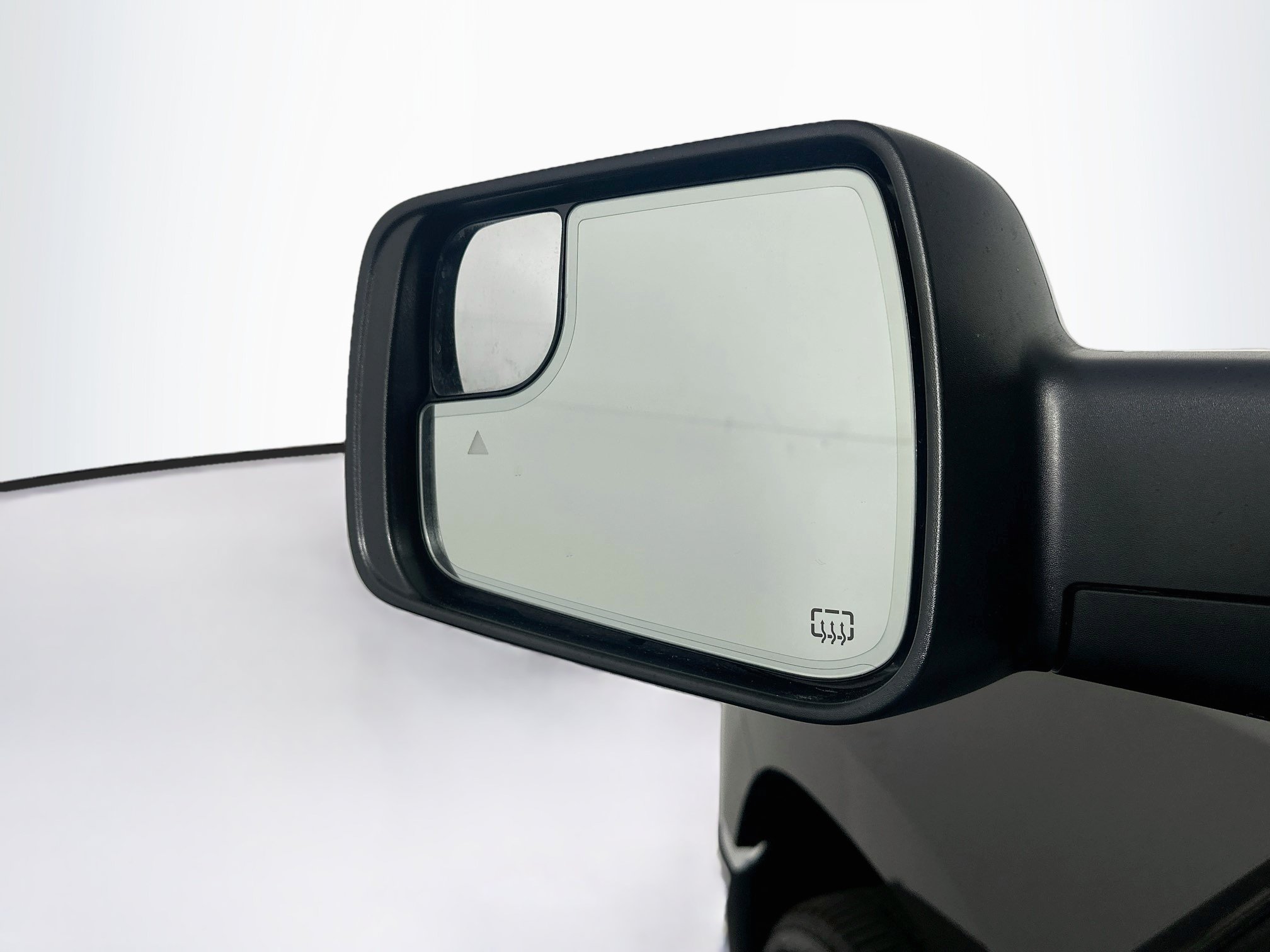 Used 2023 RAM 1500 Laramie AWD/4WD image 16