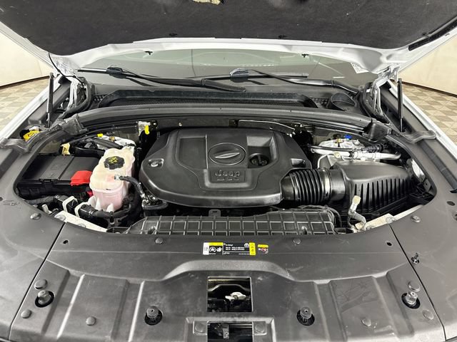 Used 2023 Jeep Grand Cherokee Summit w/ Adv Protech Group IV AWD/4WD image 32
