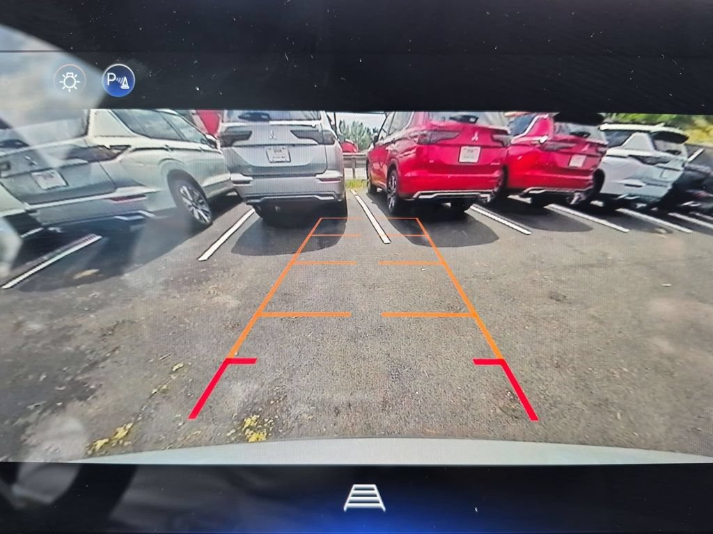 Used 2025 Chevrolet Equinox LT AWD/4WD image 18