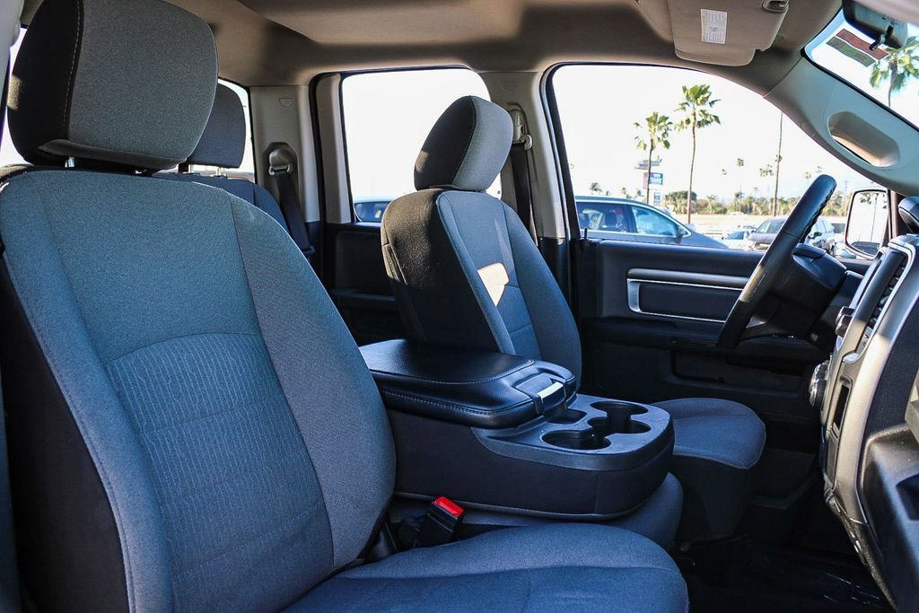 Used 2024 RAM 1500 Classic SLT AWD/4WD image 17