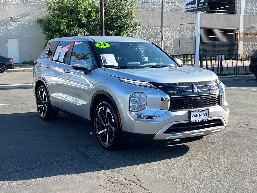 Used 2024 Mitsubishi Outlander SE FWD image 10