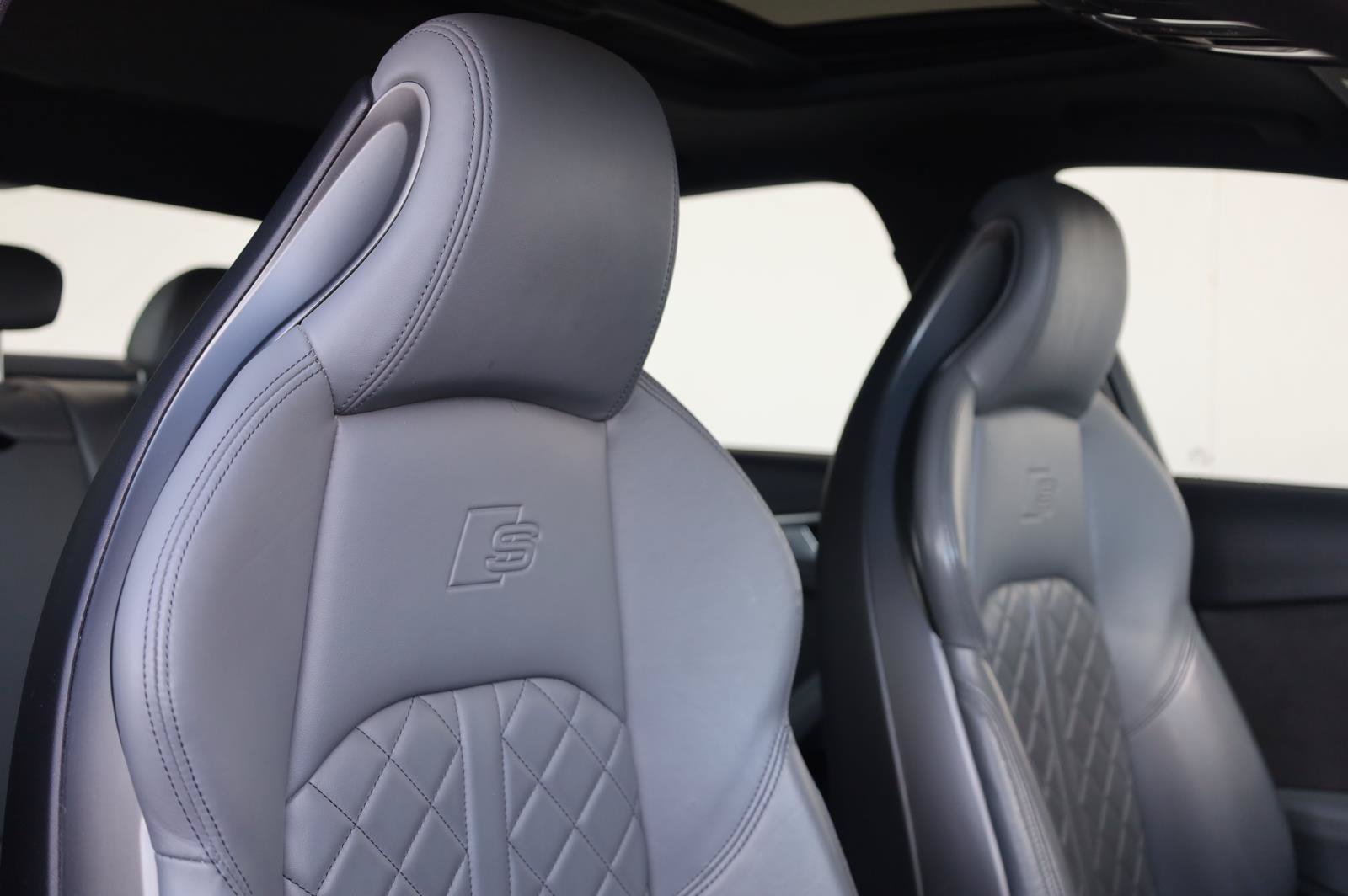 Used 2018 Audi S4 Premium Plus w/ S Sport Package AWD/4WD image 30