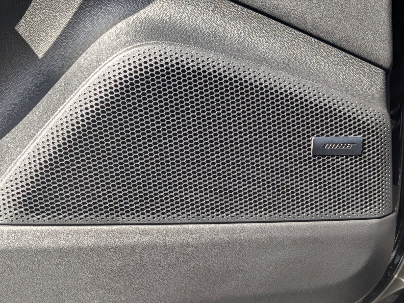 Used 2025 Porsche Macan Turbo Electric image 14