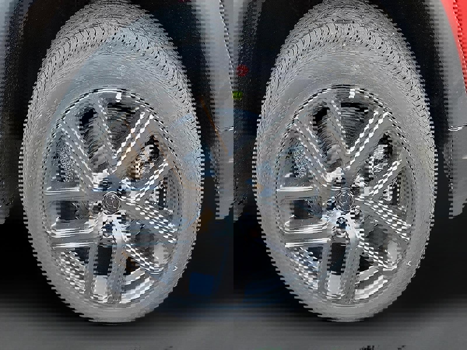 New 2026 Jeep Compass Latitude image 7