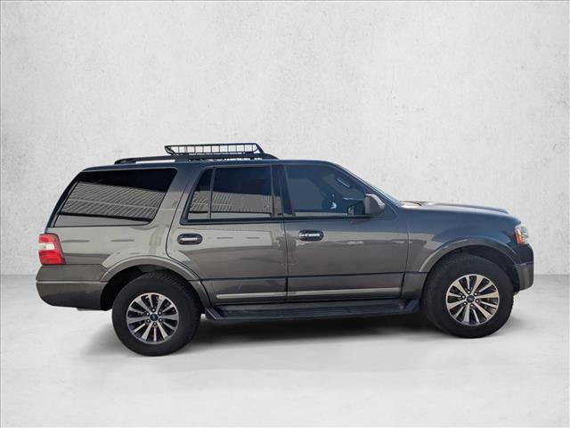 Used 2017 Ford Expedition XLT AWD/4WD image 4