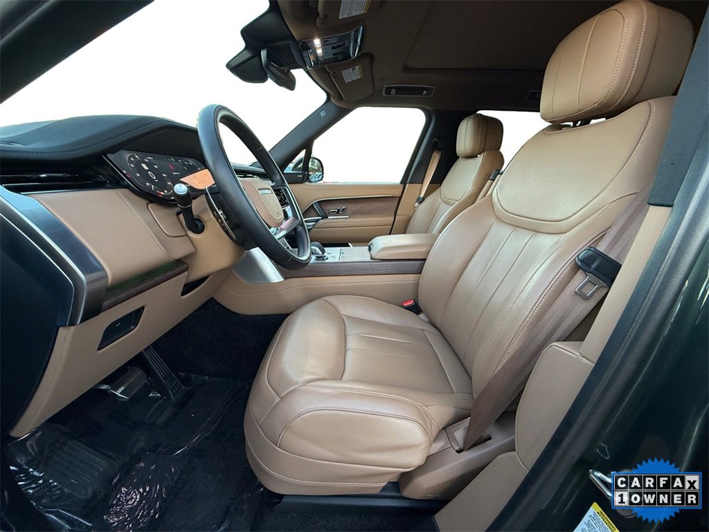 Used 2025 Land Rover Range Rover Long Wheelbase SE image 9