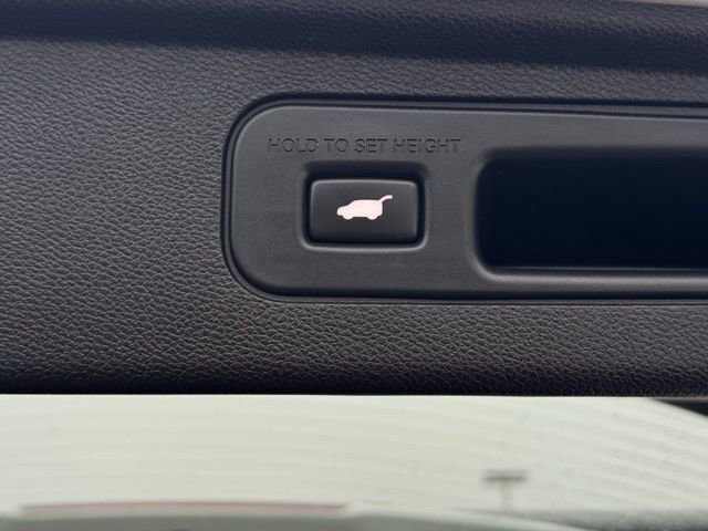 Used 2023 Honda Odyssey Elite image 11