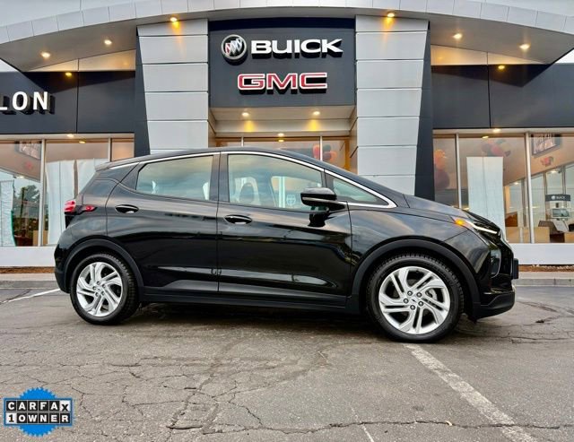 Used 2023 Chevrolet Bolt LT image 2