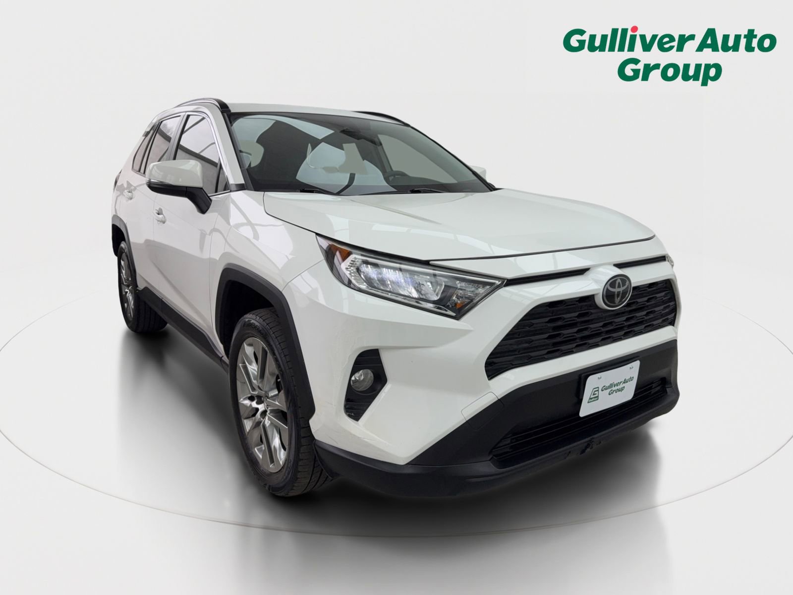 Used 2019 Toyota RAV4 XLE Premium image 8