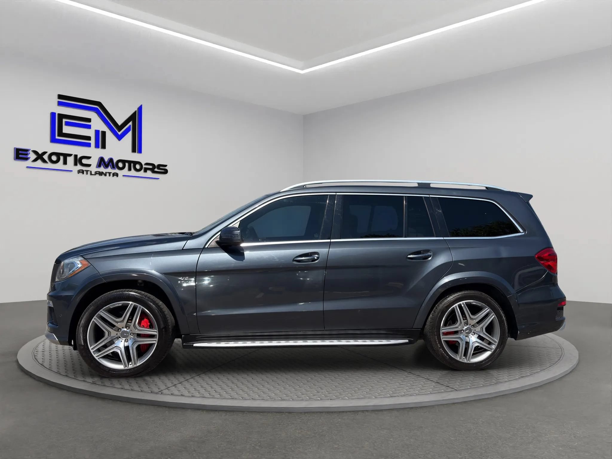 Used 2014 Mercedes-Benz GL 63 AMG 4MATIC image 2