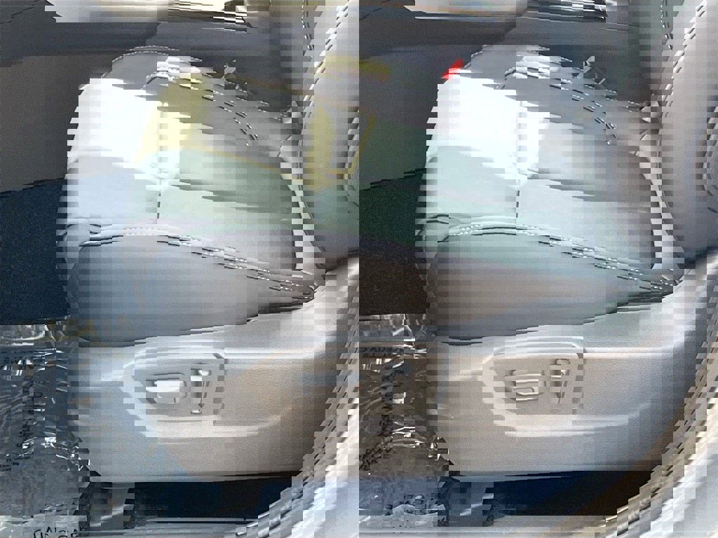 New 2025 Mitsubishi Eclipse Cross SEL image 18