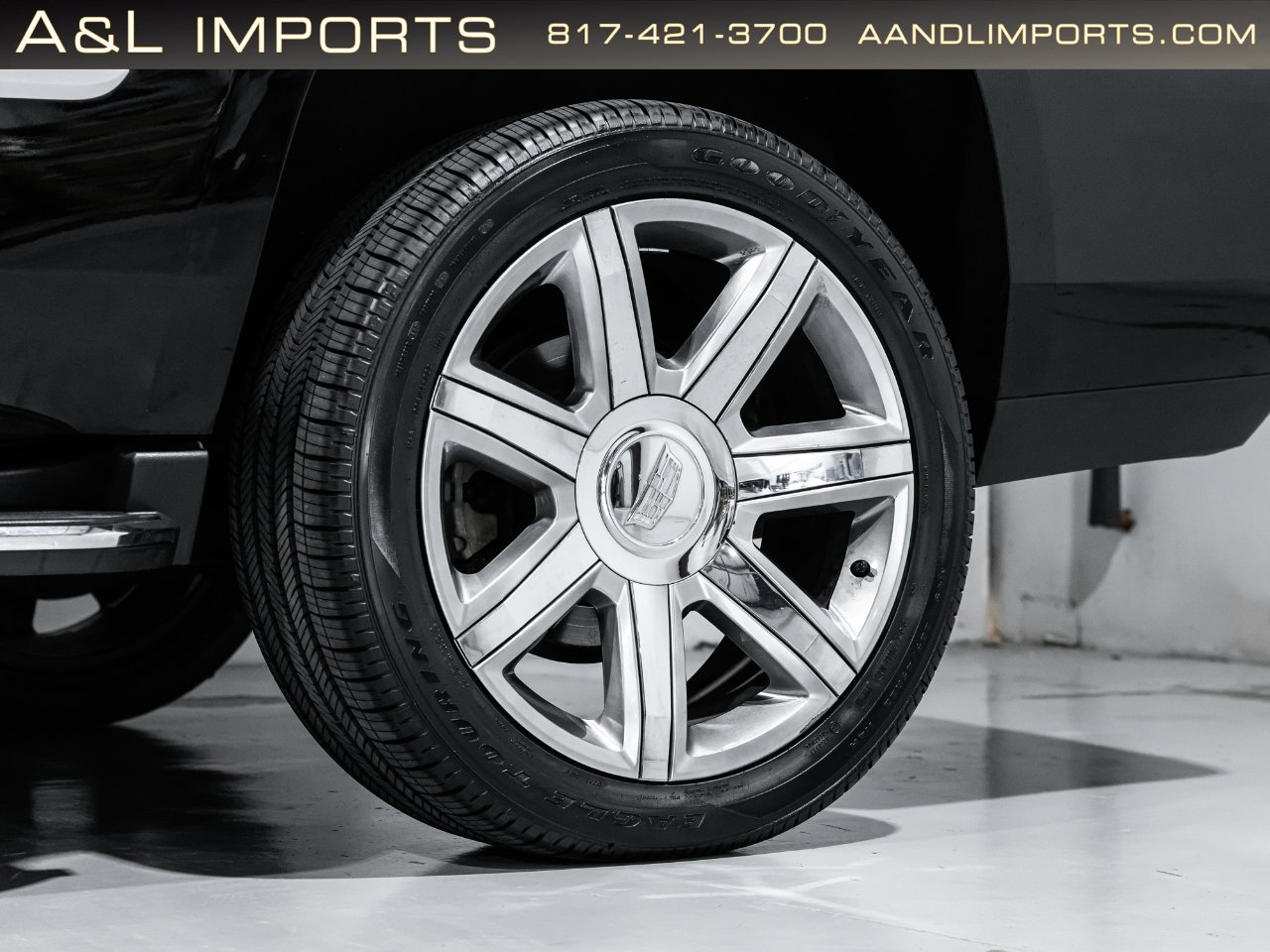 Used 2019 Cadillac Escalade Luxury AWD/4WD image 21