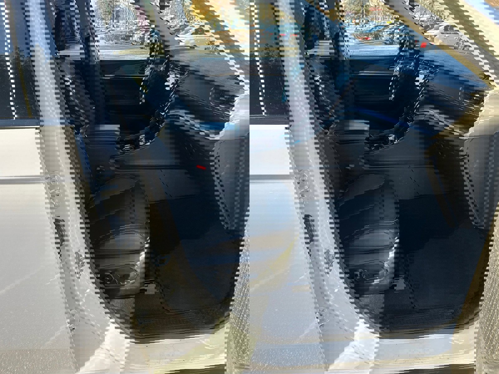 Used 2023 Jeep Grand Cherokee Limited image 17