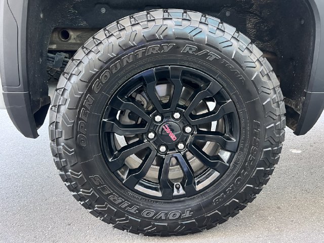 Used 2022 GMC Sierra 1500 AT4X AWD/4WD image 11