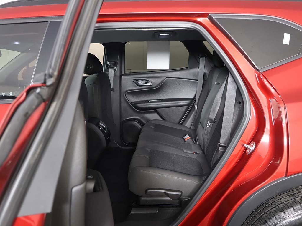 Used 2021 Chevrolet Blazer LT image 29