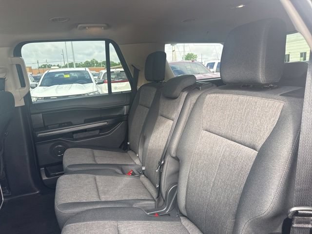 Used 2024 Ford Expedition XLT AWD/4WD image 27