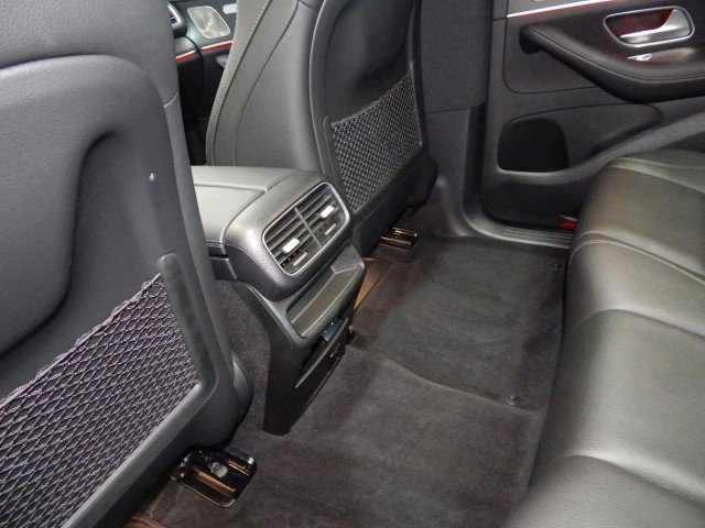 Used 2023 Mercedes-Benz GLE 450 GLE 450 AWD w/ AMG Line Exterior image 34