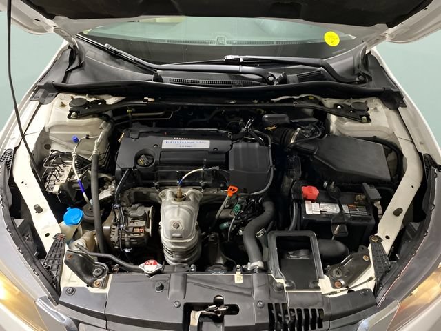 Used 2015 Honda Accord EX image 32