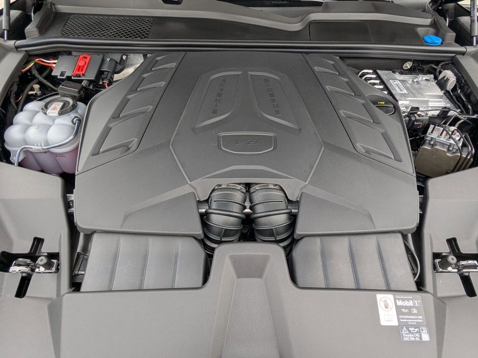 New 2026 Porsche Cayenne S image 28