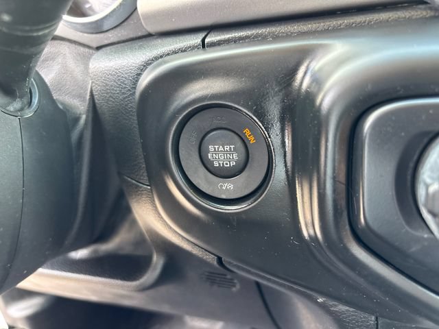 Used 2018 Jeep Wrangler Unlimited Sport S AWD/4WD image 16
