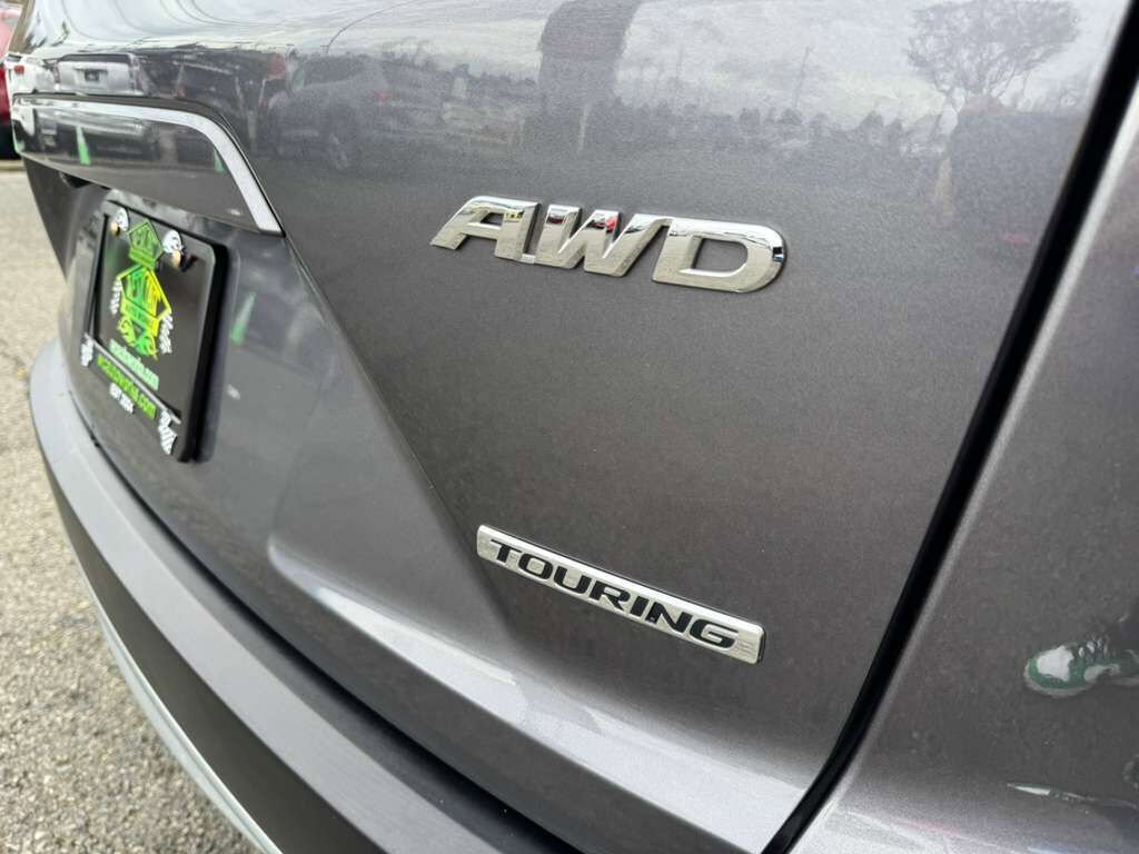 Used 2018 Honda CR-V Touring image 22