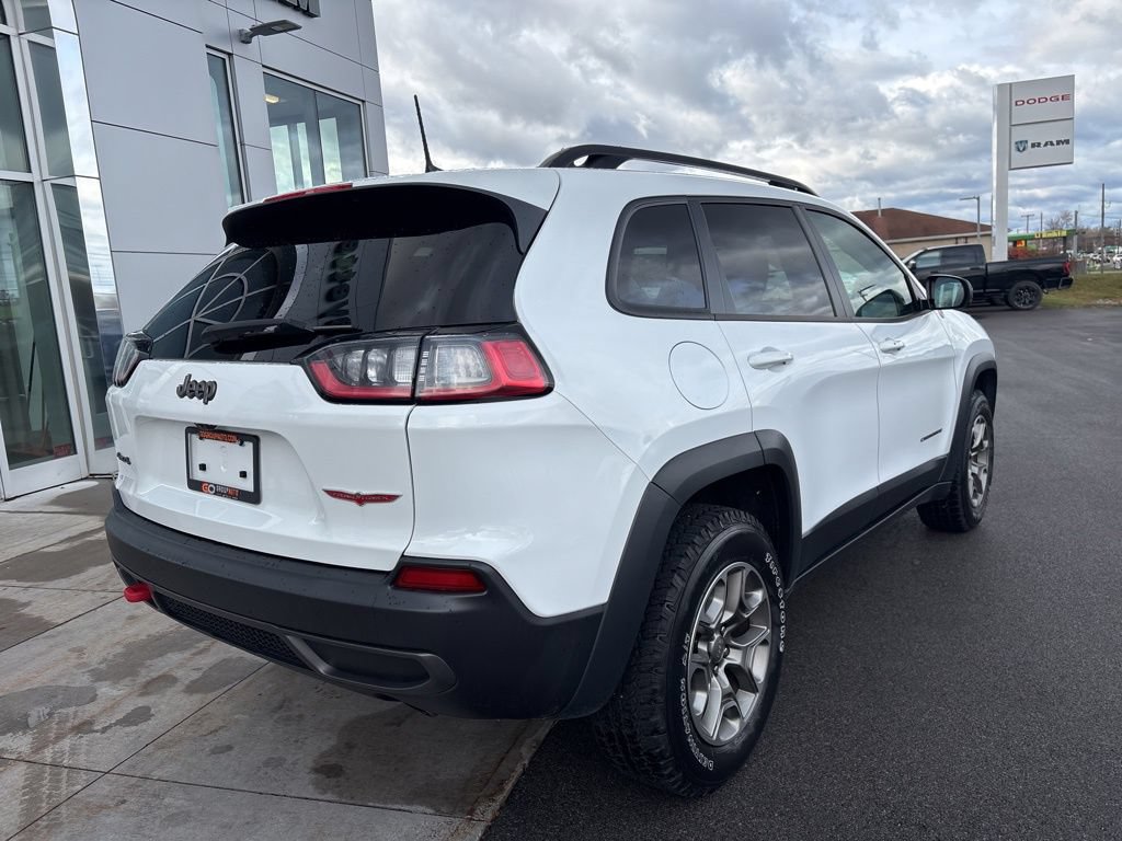 Used 2022 Jeep Cherokee Trailhawk w/ Comfort/Convenience Group AWD/4WD image 11