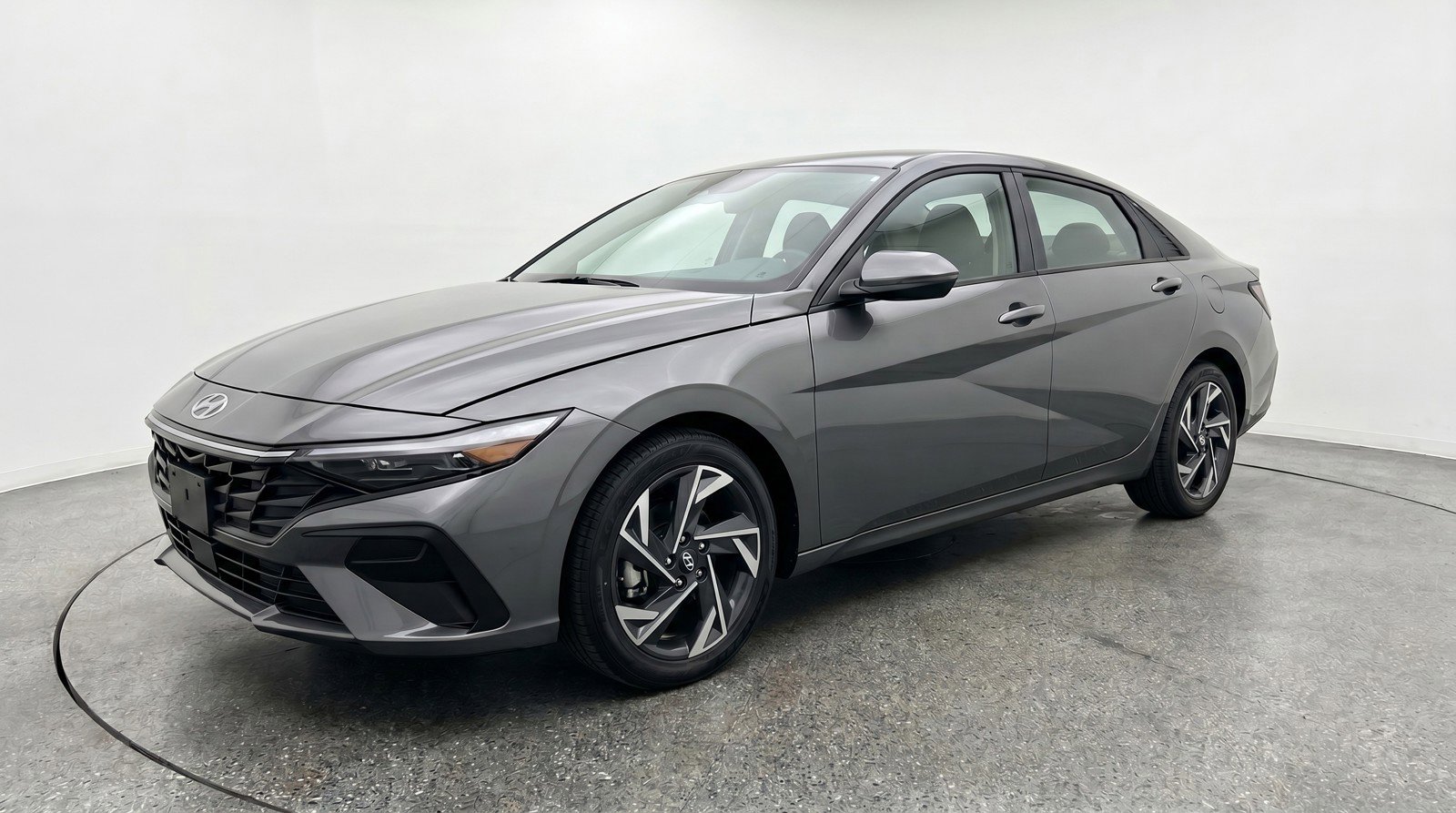 Used 2025 Hyundai Elantra SEL FWD image 3