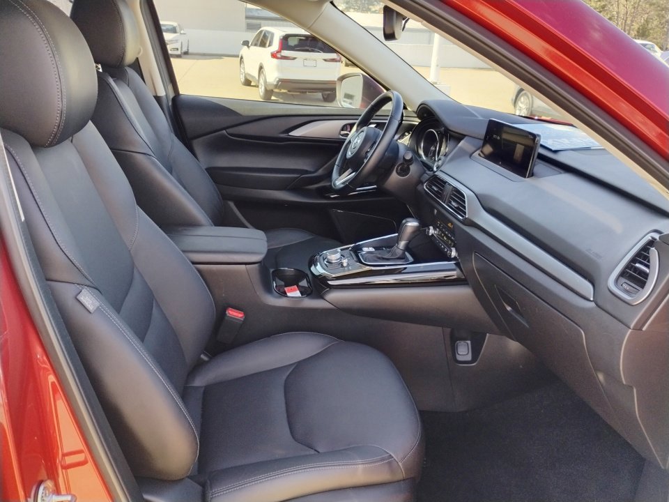 Used 2022 MAZDA CX-9 Touring w/ Touring Premium Package image 28