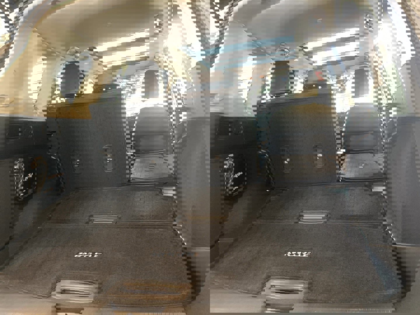 Used 2022 Nissan Rogue Platinum w/ Head-Up Display Package image 28