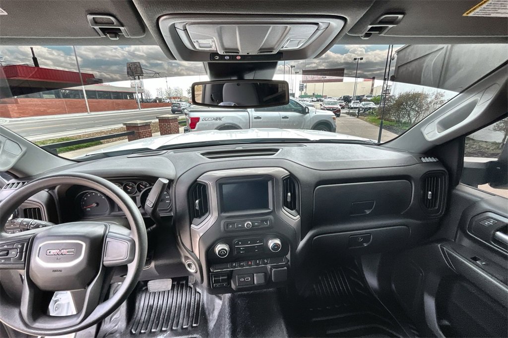 Used 2024 GMC Sierra 2500 Pro w/ Convenience Package image 26