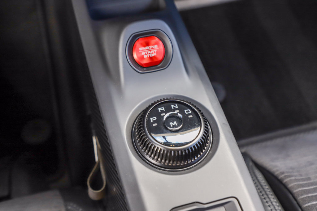 Used 2017 Ford GT RWD image 88