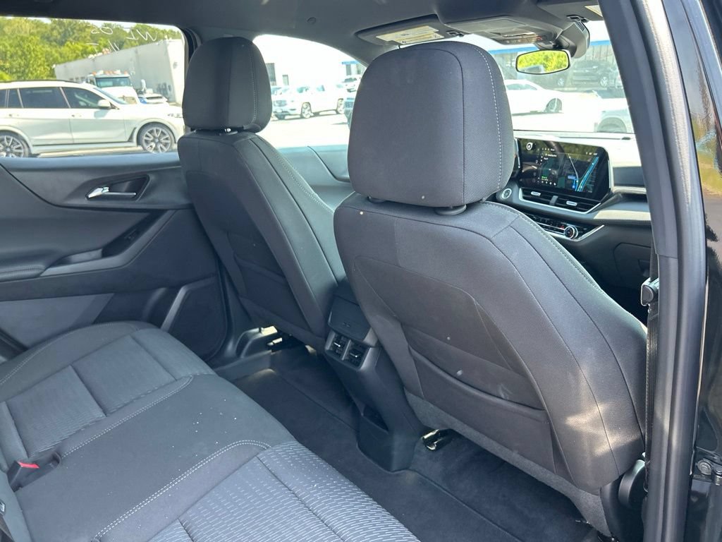 Used 2026 Chevrolet Equinox LT AWD/4WD image 36
