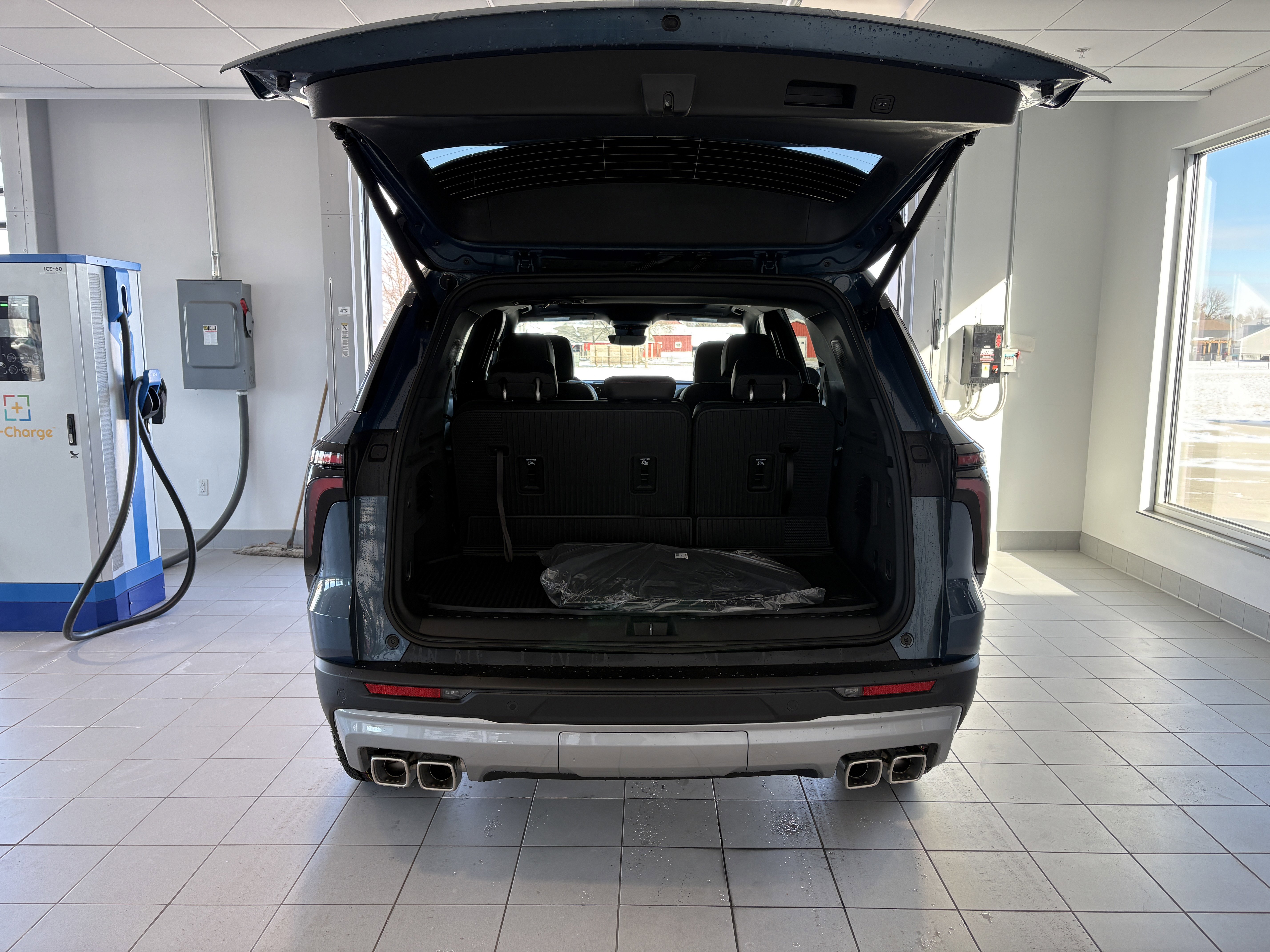 New 2026 Chevrolet Traverse Z71 w/ Driver Confidence Package image 5